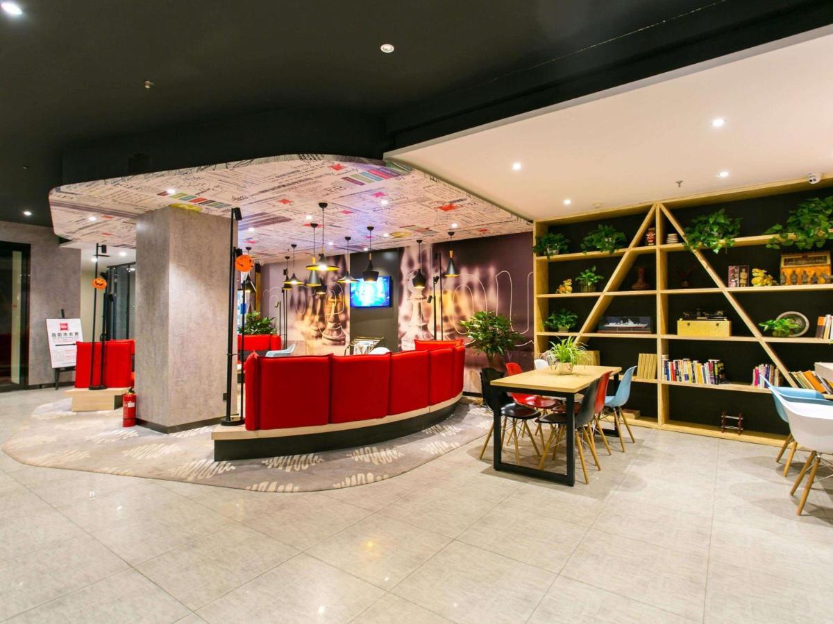 Ibis Xi'An Lintong Huaqing Hot Spring Hotel Exterior foto